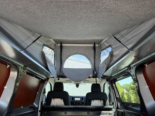 Peugeot Expert 2022 - 2.0 BlueHDI 145 PK / FIXXTER HEFDAK / THULE LUIFEL / ZONNEPANELEN / DRAAISTOELEN / GRIJS KENTEKEN / CAMERA immagine 16