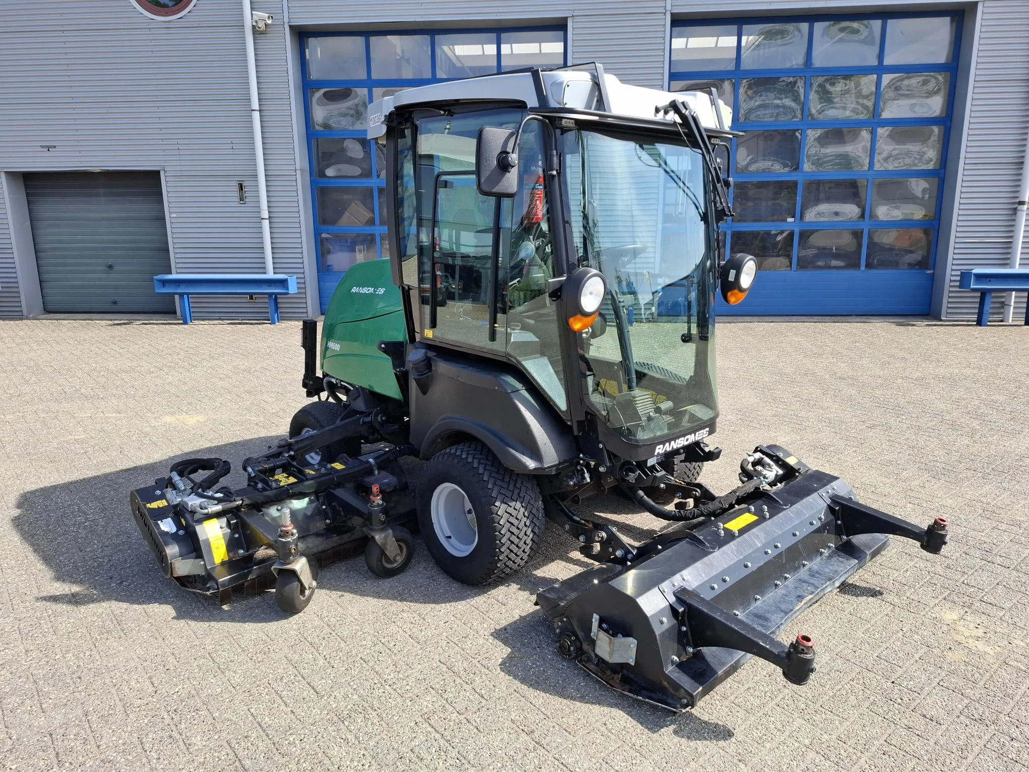 Ransomes 2021 - HM600 / FLAIL MOWER / 3855 HOURS / HYDROSTATIC / 65 HP / AIRCO / CLOSED CABIN / 2021 afbeelding 5