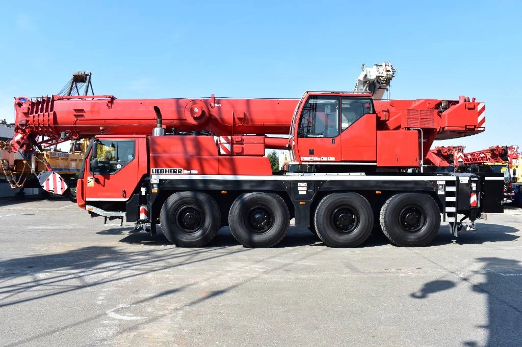 Liebherr 2008 - LTM 1070-4.2 image 1