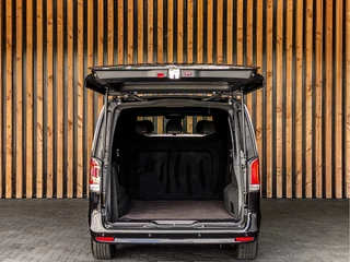 Mercedes-Benz V-Class 2024 - 300d Extra Lang Avantgarde Dubbele Cabine immagine 5