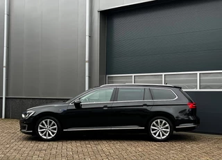 Volkswagen Passat 2015 - Variant 1.4 TSI GTE Highline bj.2015 Camera|Navi|Trekh|Pano|Nap. afbeelding 2