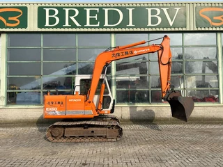 Hitachi - EX 60 image 2 thumbnail