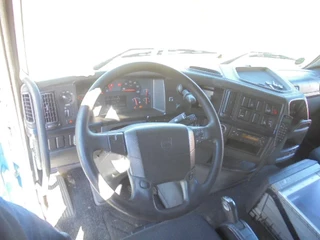 Volvo FH 2012 - 420 6X2 NL TRUCK bild 8