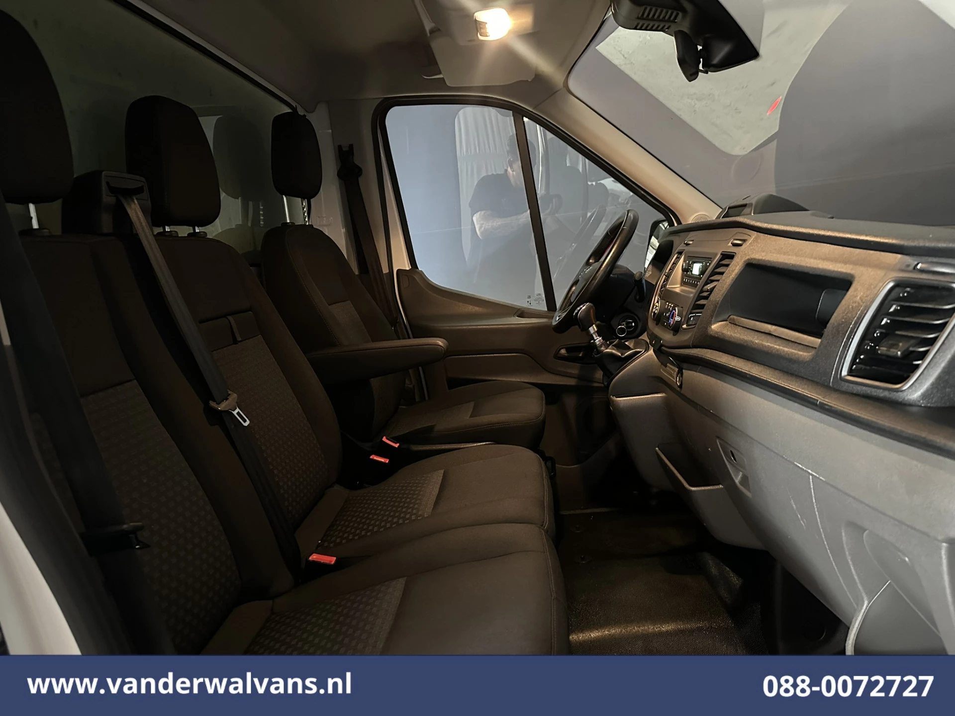 Ford Transit 2022 - 2.0 TDCI 130pk Bakwagen Laadklep Euro6 Airco | Cruisecontrol | Verwarmde Voorruit | 1040 kg laadvermogen imagen 6