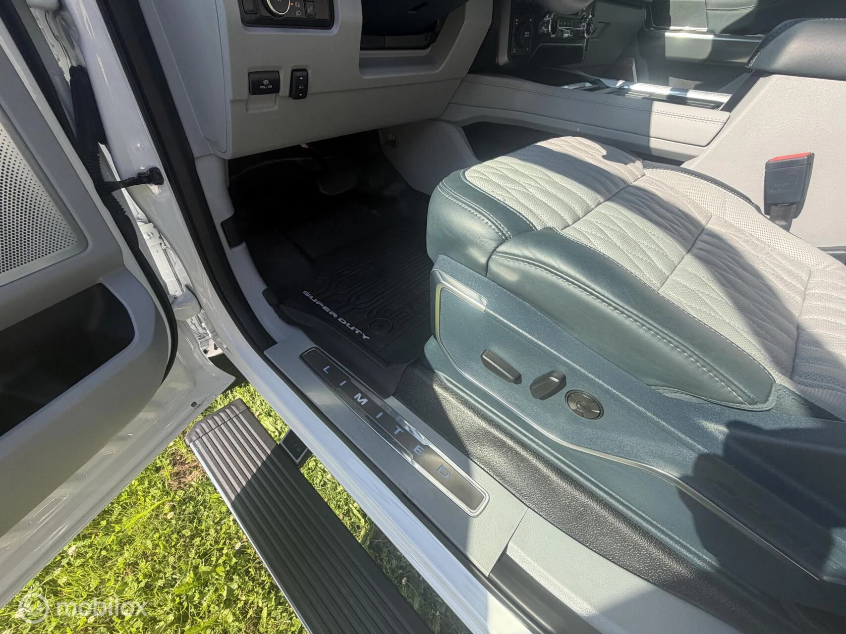 Ford F-250 2024 - USA 6.7 V8 Powerstroke Limited H.O. afbeelding 43