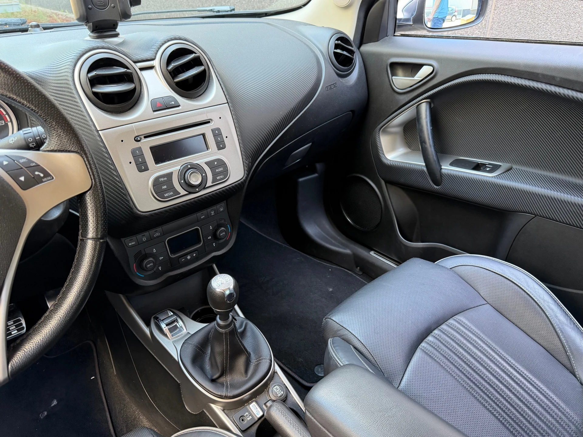 Alfa Romeo MiTo 2013 - 0.9 TwinAir Distinctive bj.2013 Leder|Clima|Nap. afbeelding 17