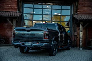 Dodge Ram 1500 2023 - 5.7 V8 Laramie night | bild 4