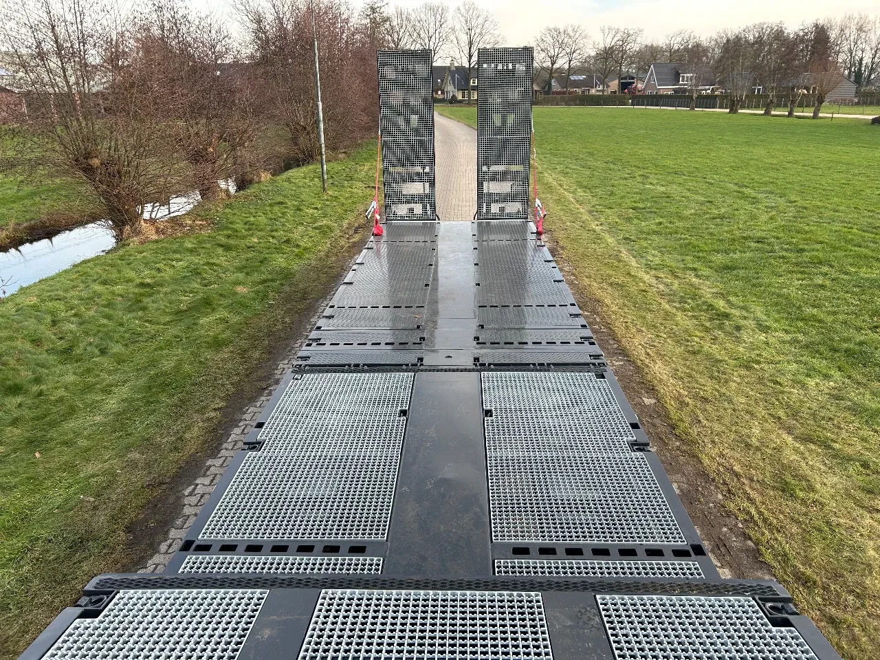 VTR 2026 - MACHINE LOADER | BRIDGE | DOUBLE RAMPS | ALL STEERING obrázek 24