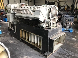 Deutz N/A 1967 - DEUTZ V12 BA 12L714 DYNAF 175 KVA GENERATOR image 2