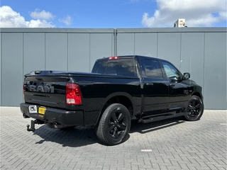 Dodge Ram 1500 2024 - 5.7 V8 CLASSIC NIGHT 4x4 / PRINS LPG / BPM VRIJ / CAMERA / NAVI / 3.5T TREKHAAK / ECC / CRUISE / DUBBEL CABINE image 3 thumbnail