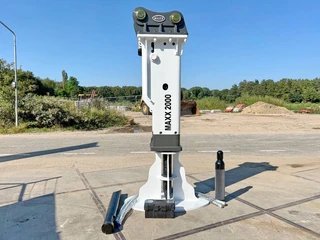 2026 - Maxx 2000 hammer / 18-26 ton /hydraulic breaker / te koop
