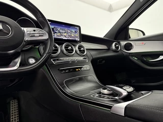 Mercedes-Benz C-Class 2021 - C300 e Business Solution AMG Limited 320PK zdjecie 23