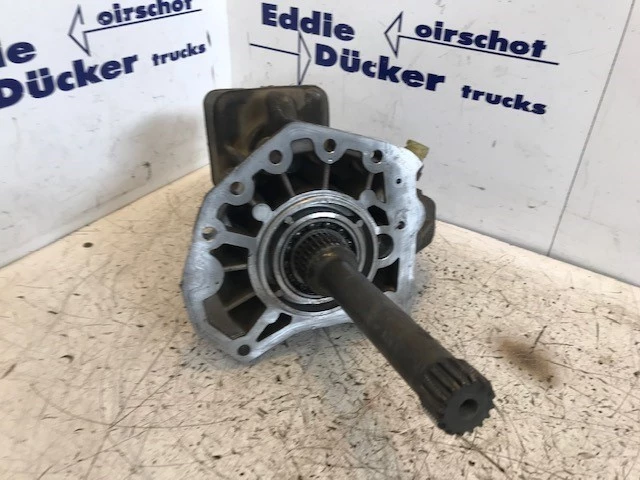 Mercedes-Benz 2005 - 65040617 PTO G211-16 image 4