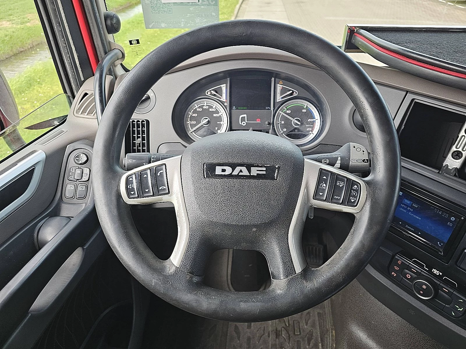 DAF 2020 - XF 430 imagem 11