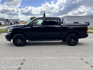 Dodge Ram 1500 2014 - 5.7 V8 Crew Cab 6'4 sport black out MARGE immagine 6