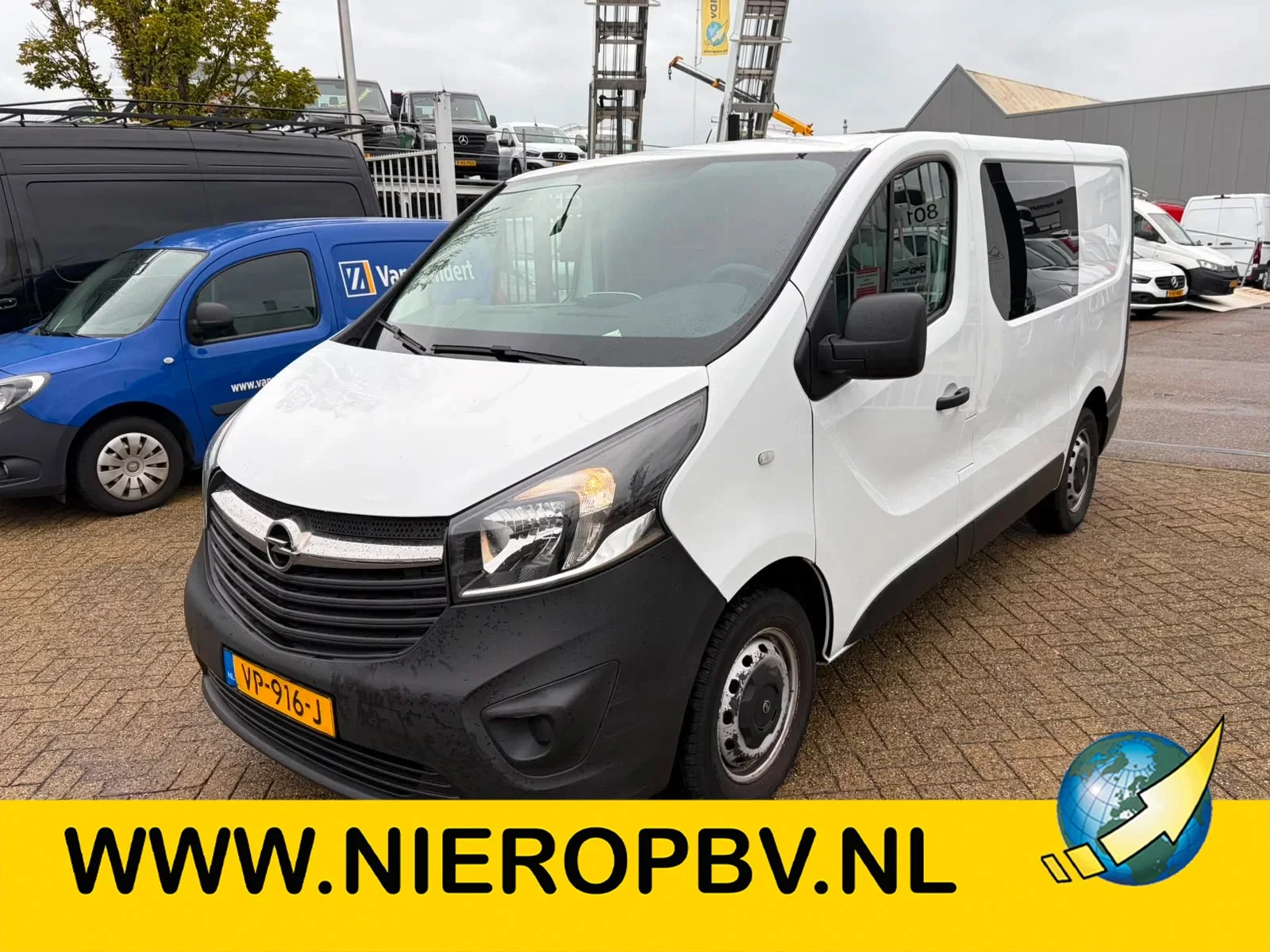 Opel Vivaro 2015 - 1.6CDTI L1H1 Dubbelcabine Airco Navi Cruisecontrol Trekhaak afbeelding 1