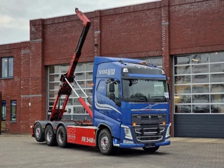 Volvo FH 13.540 Globetrotter 8x4*4 - HIAB Hook 22T - Full air - Work remote