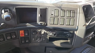Volvo FH 2011 - 420 imagem 16