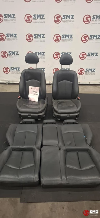 Mercedes-Benz N/A - Occ set stoelen leder W211 SW Mercedes bild 1