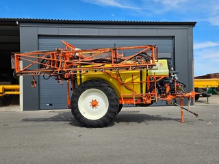 Douven NEVELSPUIT 1996 - 3400 Ltr Veldspuit - 27mtr afbeelding 3 miniatuur