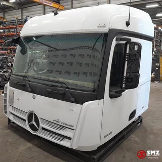 Mercedes-Benz N/A 2015 - Occ cabine Mercedes bild 2