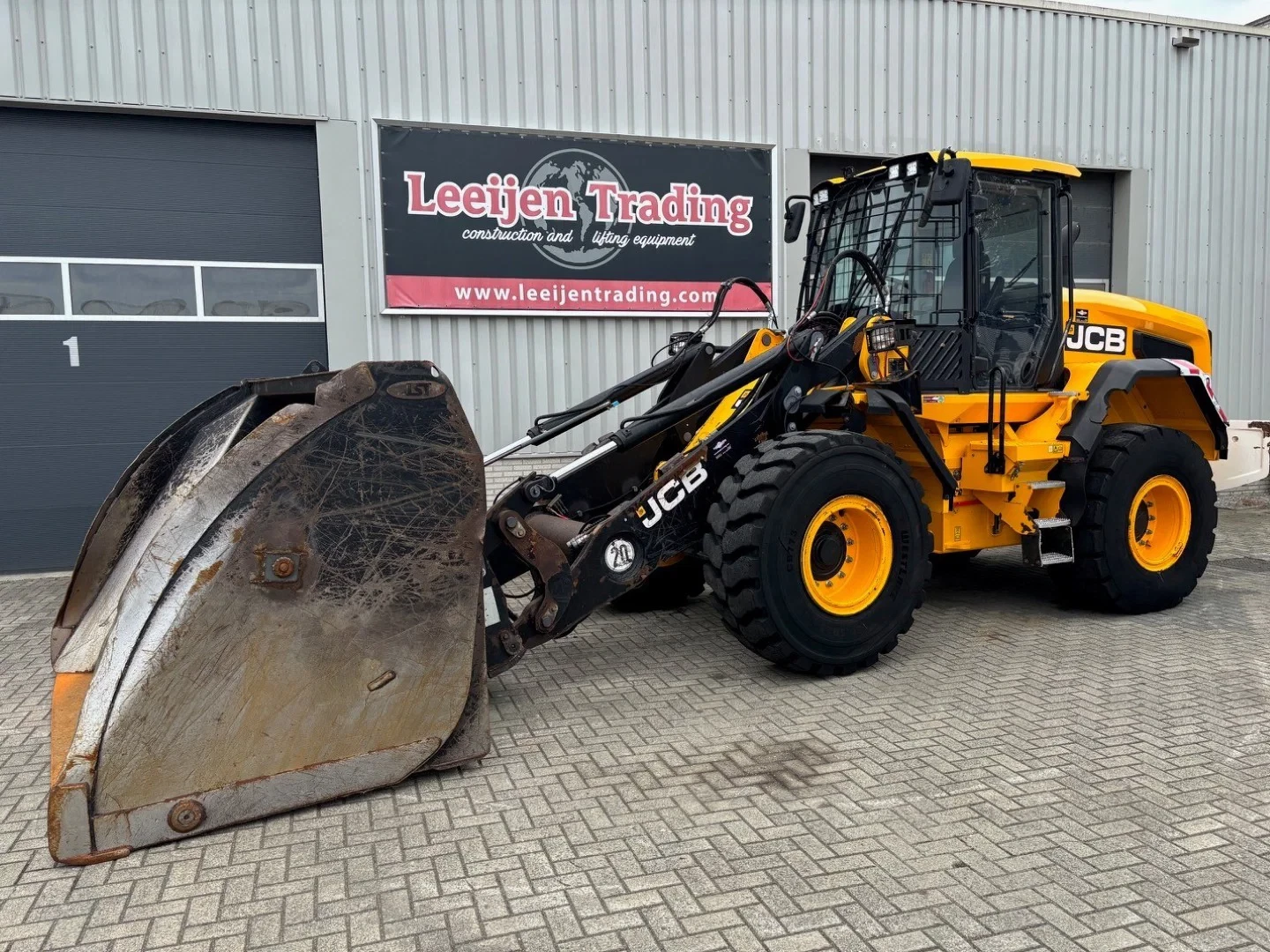 JCB 2018 - 437WHT T4F Wheelloader, highlift with hightip bucket, 2018 year afbeelding 1