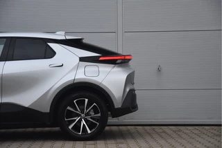 Toyota C-HR 2025 - 2.0 Plug-in Hybrid 220 Dynamic immagine 25
