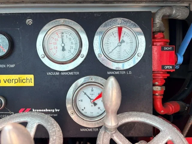 DAF 65.210 1994 - ATI CREWCAB KRONENBURG FIRE TRUCK (ONLY 26.750 KM!!! / EURO 2 / FULL STEEL SUSPENSION / MANUAL GEARBOX / ETC.) afbeelding 9