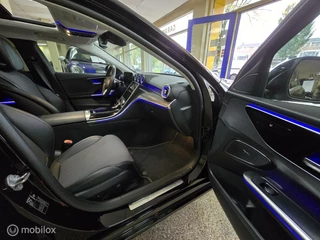 Mercedes-Benz C-Class 2022 - 200 Luxury Line Panorama dak bild 22