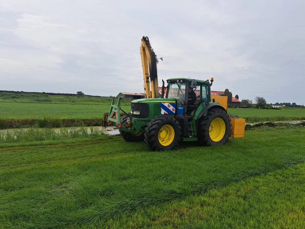 John Deere 2006 - 6820 / BOS arm obrázek 2