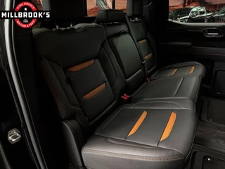GMC Sierra 2024 - AT4 6.2 V8 image 23