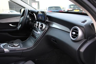 Mercedes-Benz C-Class 2020 - Estate 300e Advantage Pack DISTRONIC NAVI CAMERA 18'' bild 17