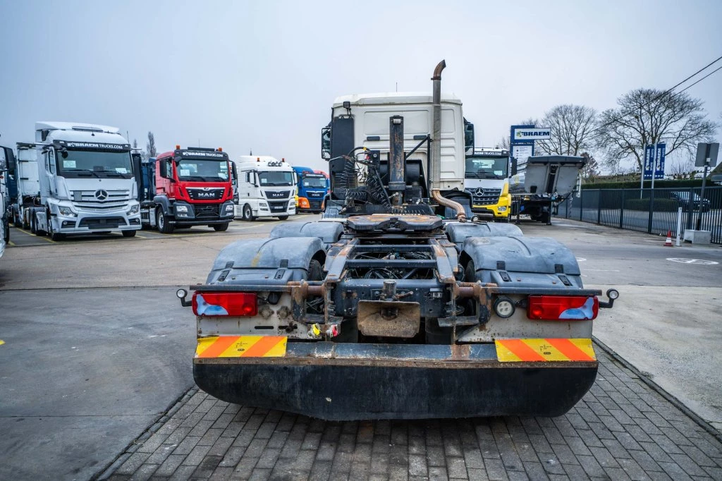 MAN TGS 2008 - 33.440 BLS - MANUAL - BIG AXLES image 5