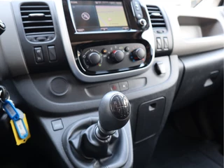 Renault Trafic 2018 - 1.6 dCi Euro 6 - Airco - Trekhaak - Cruise - 3 Zits obrazek 12