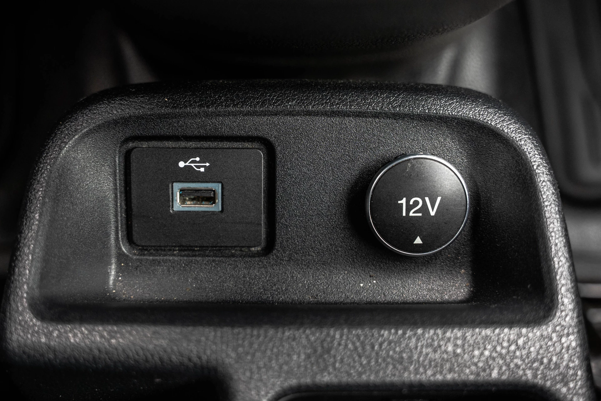 Ford Transit Connect 2019 - **1.5 EcoBlue | Cruise | Airco | Trekhaak** obrázek 28