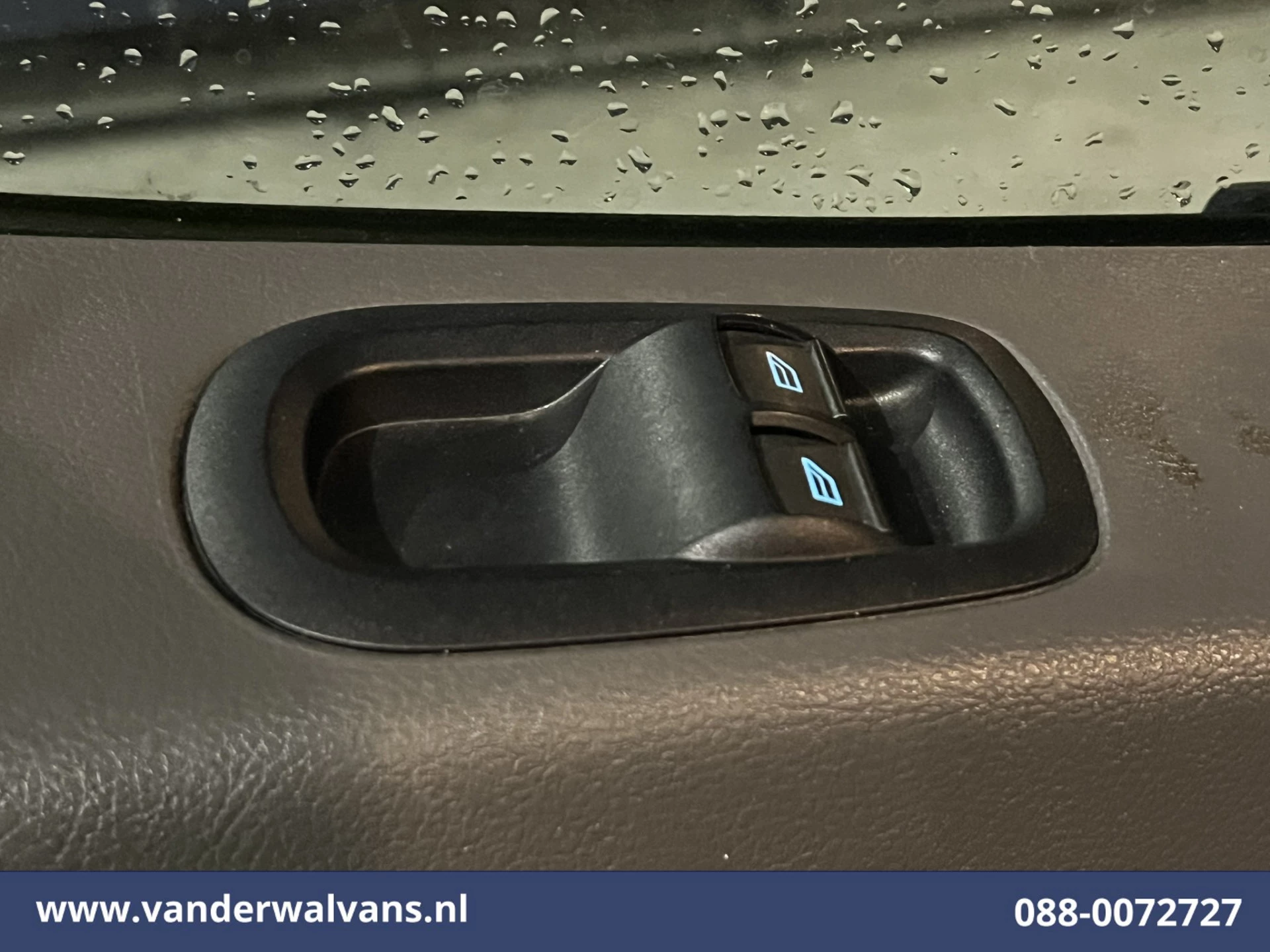 Ford Transit 2021 - 2.0 TDCI 131pk L3H2 Euro6 Airco | Camera | Navigatie | Apple Carplay | LED | Cruisecontrol obrázek 19