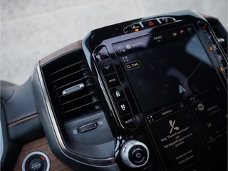 Dodge Ram 1500 2024 - Limited Longhorn 5.7L V8 4x4 Crew Cab image 45