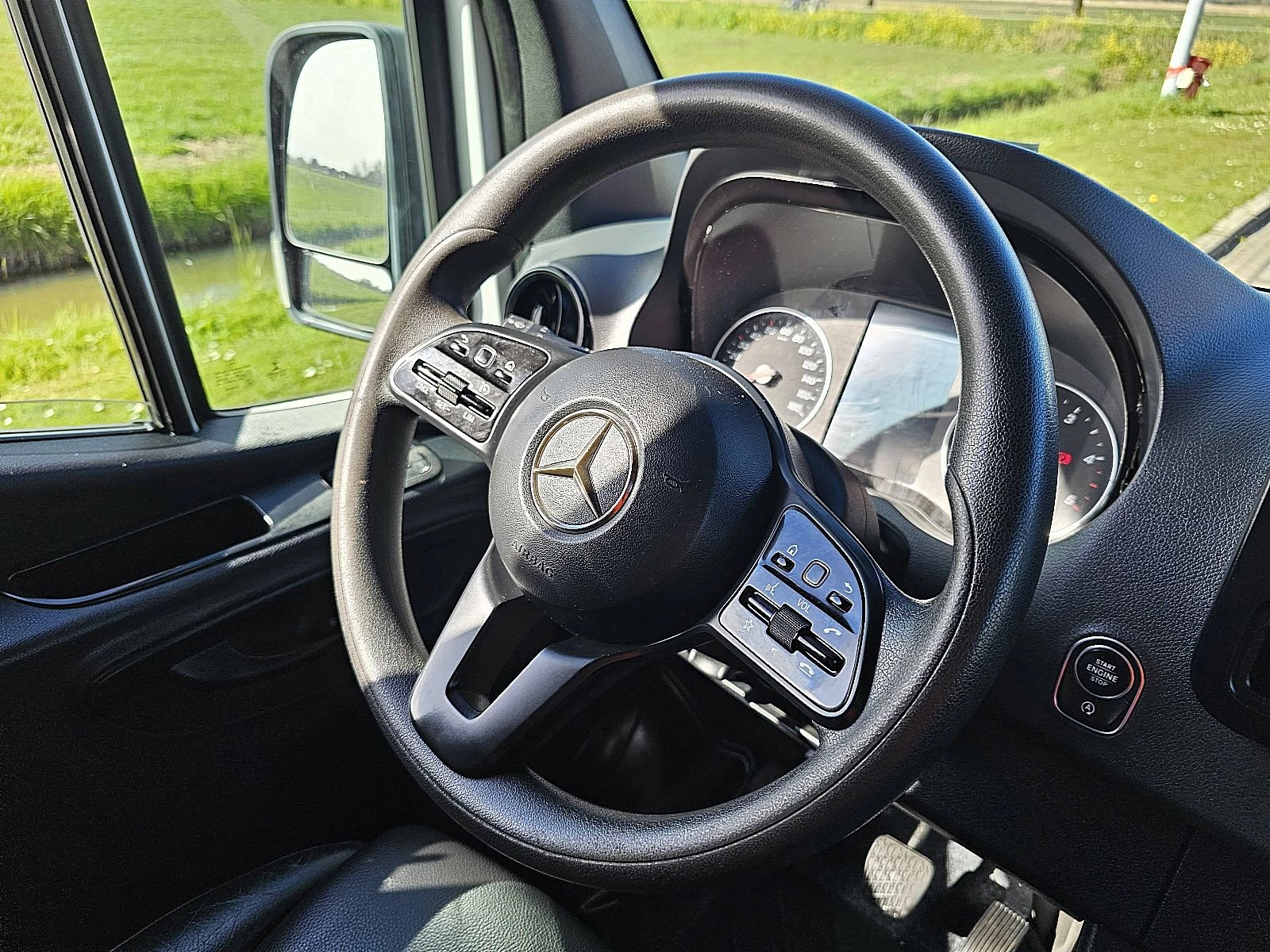 Mercedes-Benz Sprinter 2019 - 214 obrázek 11