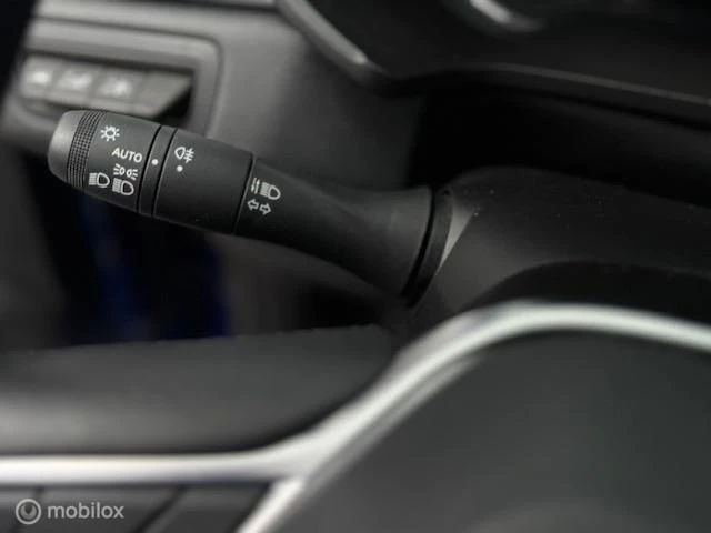 Renault Captur 2022 - 1.6 E-Tech Hybrid 145 Intens imagem 13