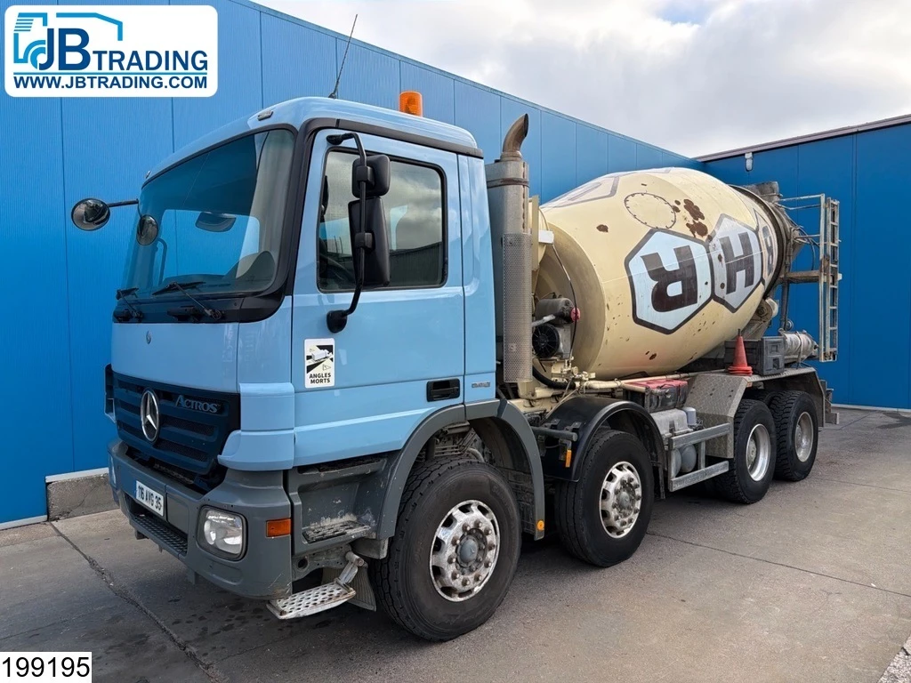 Mercedes-Benz Actros 2000 - 3236 8x4, PTO, Liebherr, Steel spring afbeelding 1