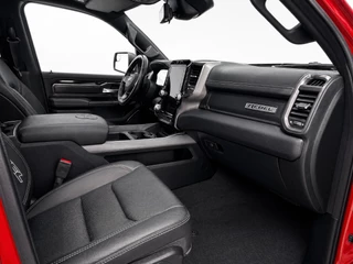 Dodge Ram 1500 2022 - 5.7 V8 Crew Cab 5'7 REBEL | Panoramadak/kantelschuif | Luchtvering | Multifunctione tailgate | Rambar | LPG&Trekhaak| 1e eigenaar| obrazek 16