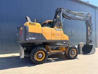 Volvo N/A 2014 - 180D imagen 4