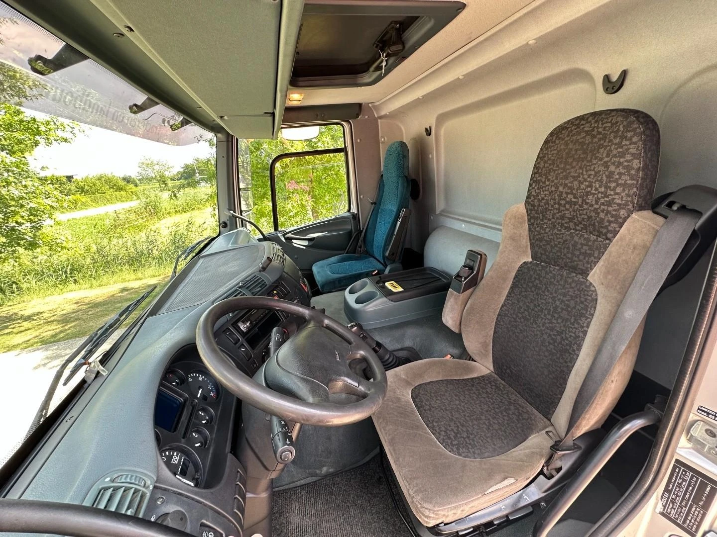 DAF CF75.310 2003 zdjęcie 22