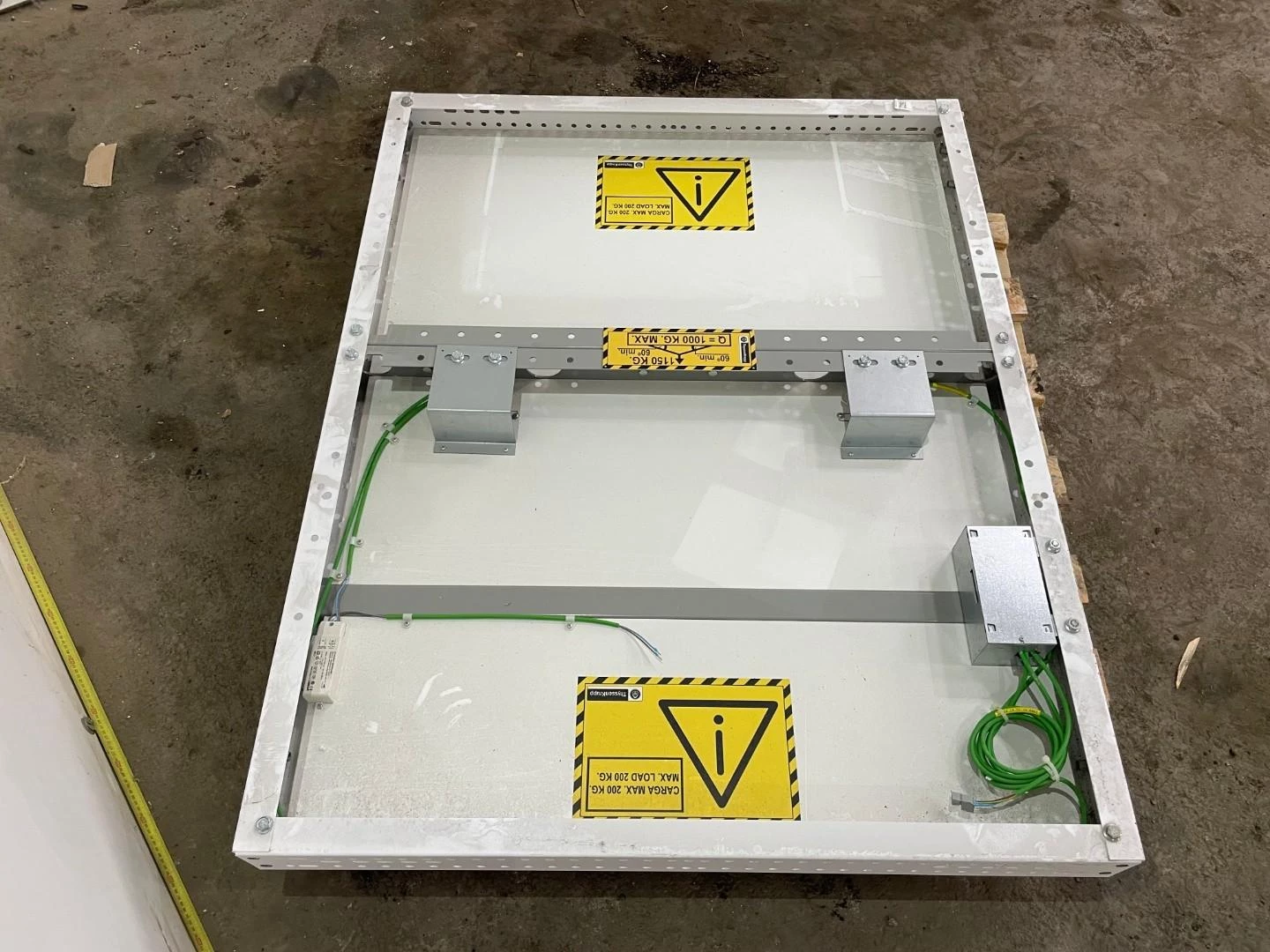 ThyssenKrupp Automatic elevator doors complete 2015 afbeelding 51