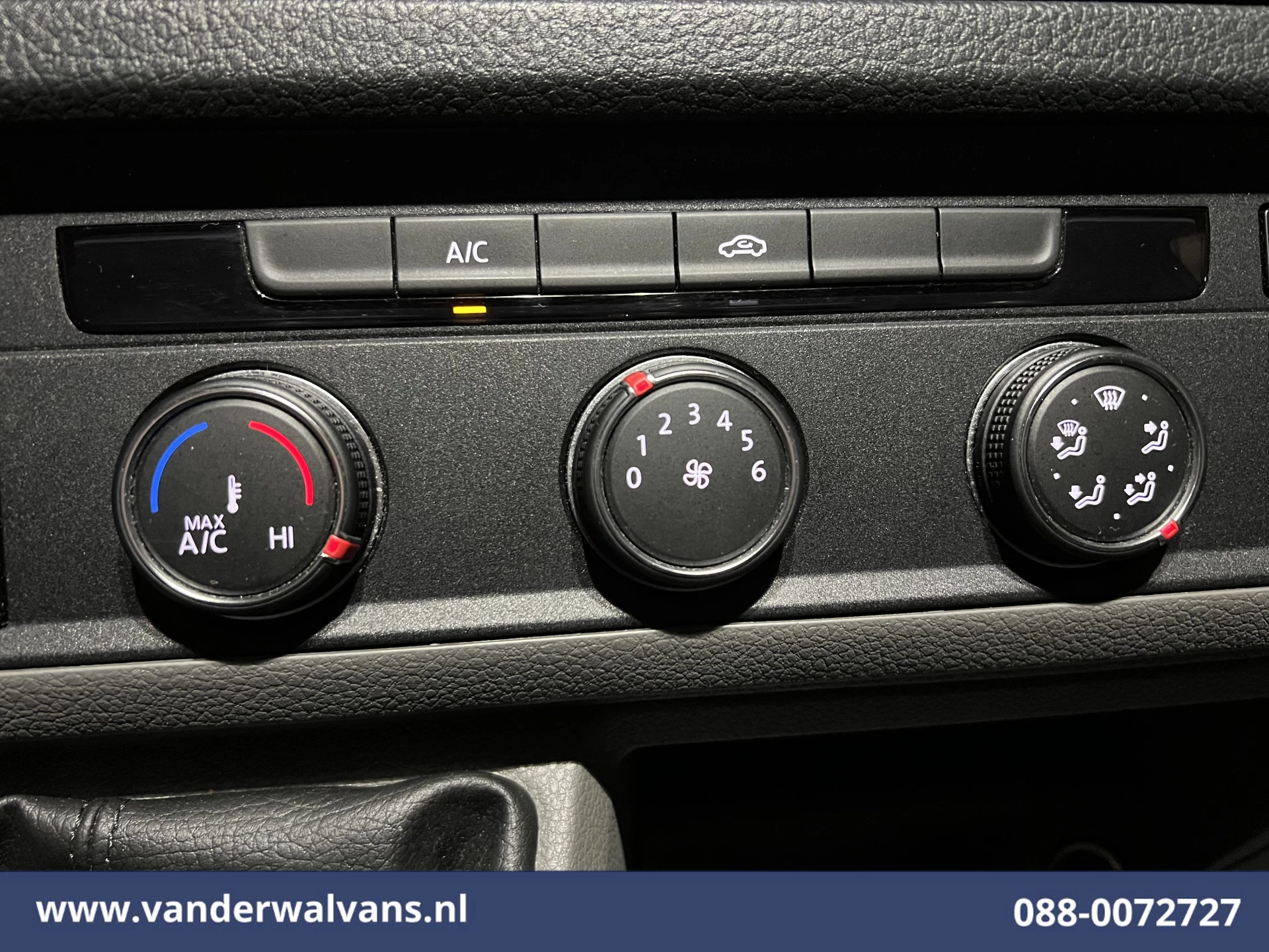 Volkswagen Crafter 2020 - 2.0 TDI 140pk L3H3 L2H2 Euro6 Airco | Camera | Apple Carplay | Cruisecontrol image 6