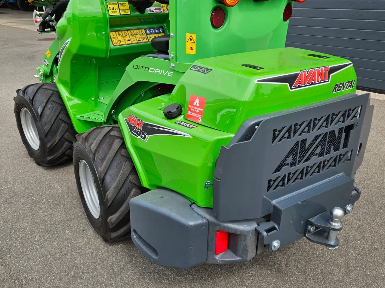 Avant 2024 - 635i Rental mini-shovel afbeelding 11