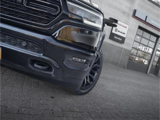 Dodge Ram 1500 2024 - 5.7 V8 4x4 Crew Cab Limited изображение 16