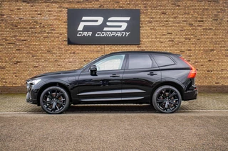 Volvo XC60 2024 - 2.0 T6 Plug-in hyb.AWD Ultra Dark, BTW, Pano, H&K image 3