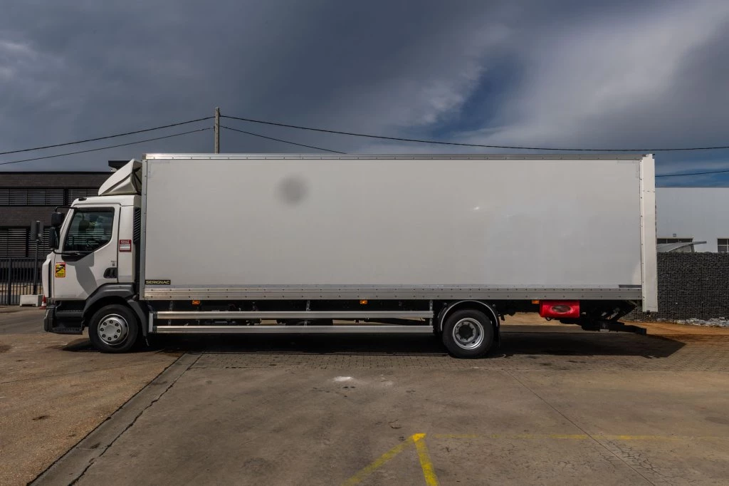 Renault 2020 - D12.240+HAYON ANTEO 1.7T. zdjęcie 2