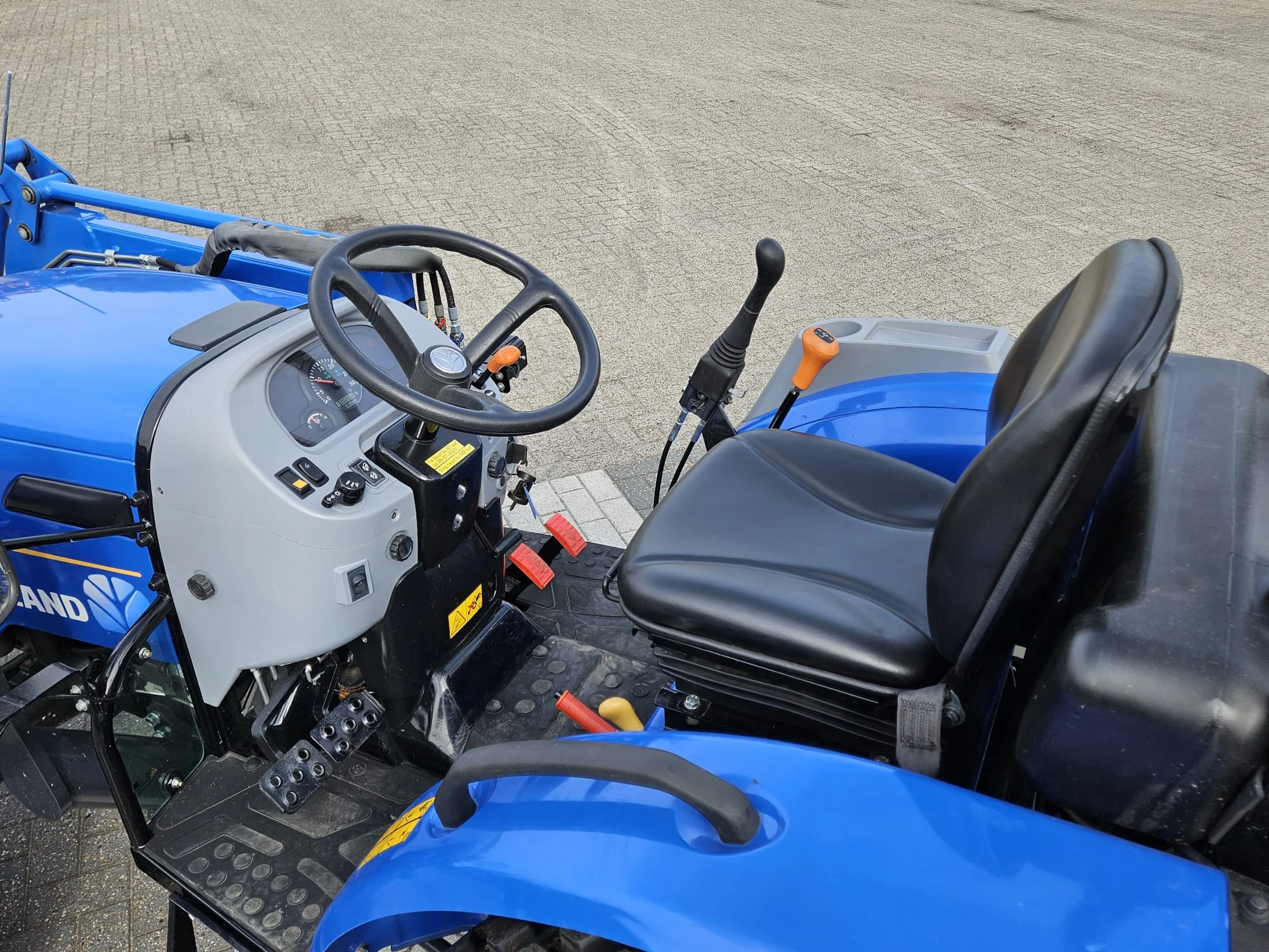 New Holland 2019 - Boomer 50 hydrostaat obrázek 20